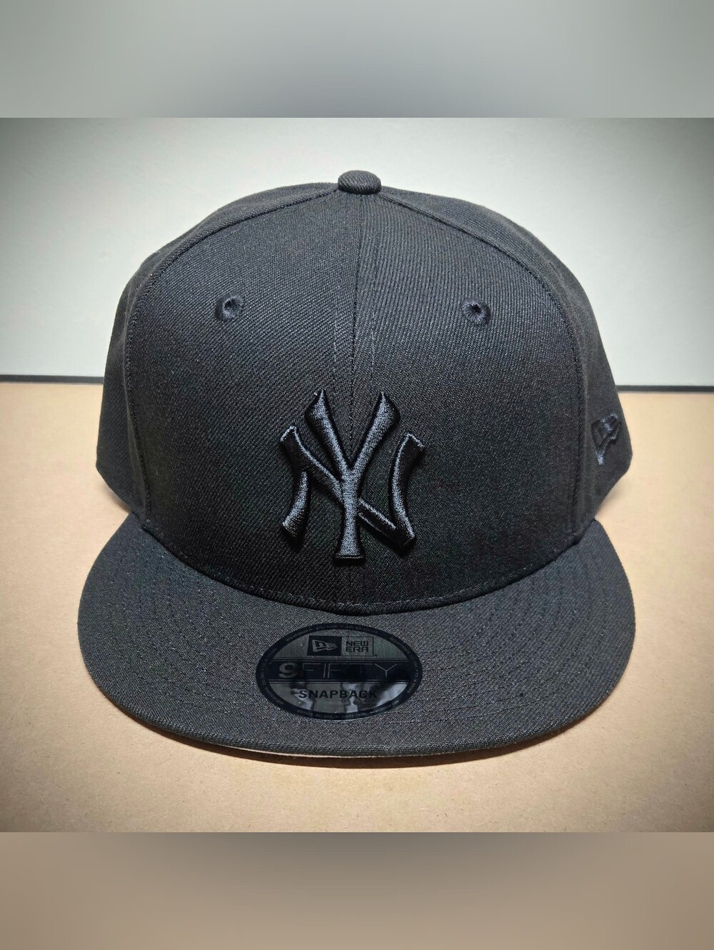 New Era 9FIFTY New York Yankees Snapback Hat Black Flat Brim MLB NYC NWT